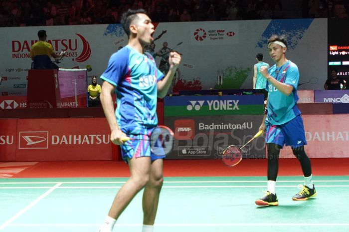 Pasangan ganda putra Indonesia, Fajar ALfian/Muhammad Rian Ardianto sukses melaju ke perempat final Indonesia Master 2023 seusai mengalahkan Chang Ko Chi/Po Li Wei dengan skor 13-21, 21&ndash;9, dan 21-14, di Istora Senayan, Jakarta, Kamis (26/1/2023).