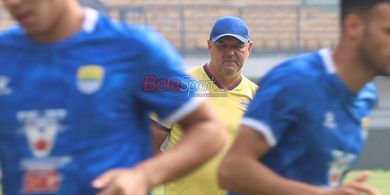 Media Malaysia Ramai-ramai Soroti Bojan Hodak, Berharap Eks Pelatih Persib Kembali?