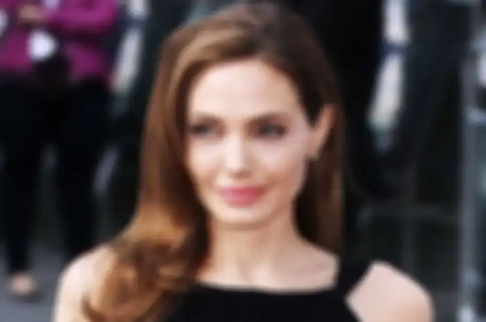 Diam-diam Idap Penyakit Saraf Serius, Penampilan Artis Seksi Angelina Jolie Kini Berubah Drastis 