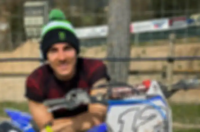 Maverick Vinales cedera saat latihan motocross