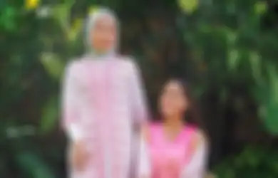 Lebaran Sambil Kartinian, 5 Kebaya Putih Buat Baju Lebaran 2023 #PowerUpRamadan