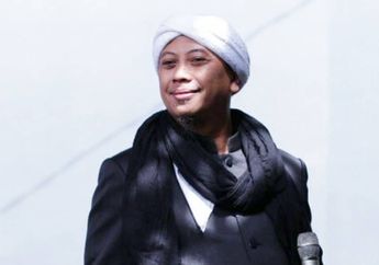 Hobi Koleksi Senjata Tajam Tradisional, Opick Rencana Dirikan Museum