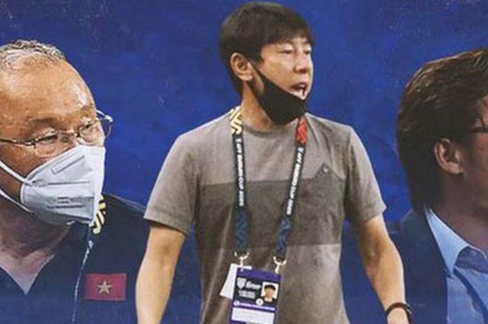 Tiga pelatih Korea Selatan di Piala AFF 2022: Shin Tae-yong (tengah), Park Hang-seo (kiri), dan Kim Pan-gon.