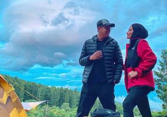 Putuskan Pindah Agama di Usia Muda, Aktris 'Dunia Terbalik' Ini Sempat Takut Diusir Keluarga, Kini Menikah dengan Pengusaha Kaya dan Hidup Bergelimang Harta, Rumah Mewahnya Bak di Film Barat