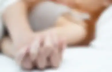 5 Manfaat dan Bahayanya Berhubungan Intim saat Menstruasi, Para Pasutri Wajib Tahu!