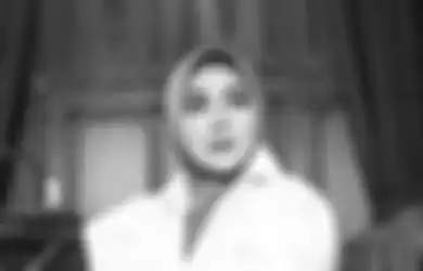 Selama ini Adem Ayem, Syahrini Kembali Jadi Pembicaraan, Ada Apa?