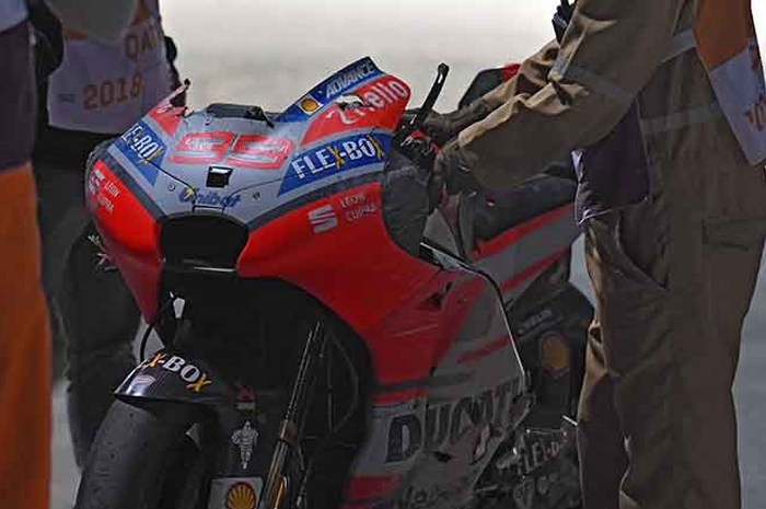 Motor Jorge Lorenzo setelah terjatuh di MotoGP Qatar 2018 semalam