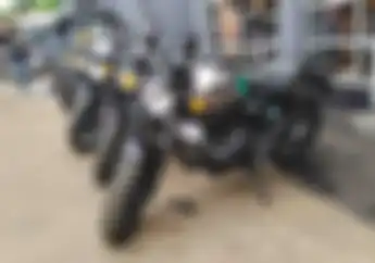 Jual Motor Termurah dari Royal Enfield di Indonesia Mesin 350 cc Konfigurasi Tegak Terlihat Klasiknya