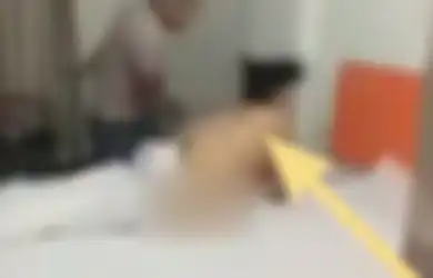 Dunianya Seakan Runtuh, Seorang Suami Pergoki Istrinya Bersenggama dengan Pria Lain di Kios Pagi-pagi Buta, Hanya Bisa Pasrah hingga Pilih Lakukan Hal Ini!