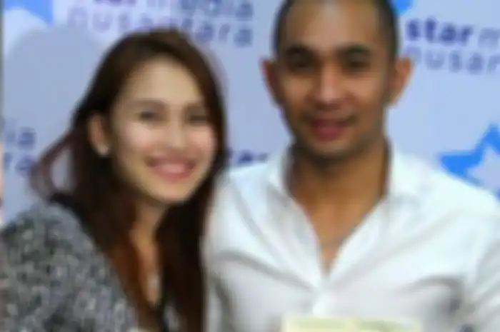 Ayu Ting Ting dan Enji