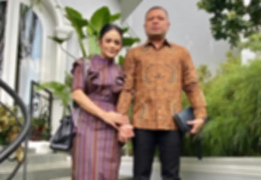 Krisdayanti dan Raul Lemos