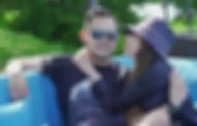 Bak Petir Menyambar! Imbas Unggahannya Makan Bubur di Pinggir Jalan, Juragan 99 dan Shandy Purnamasari Malah Diminta Sosok Ini untuk Menyerahkan Diri ke Polisi, Ada Apa?