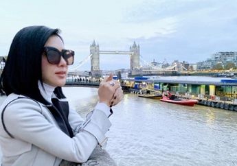 Diisukan Dekat dengan Reino Barack, Syahrini Kenang Momen Liburan Musim Dingin di Berbagai Negara