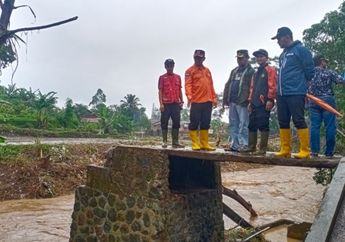Pray For Garut! 13 Kecamatan Terendam Banjir Bandang hingga 2000 Rumah Tenggelam dan 15 di Antaranya Hilang, Begini Kondisi Garut Saat Ini