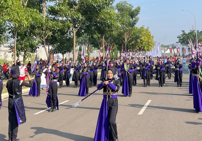 Paramount Petals mengajak warga dan masyarakat sekitar untuk merayakan dan memeriahkan hari kemerdekaan melalui beragam kegiatan 