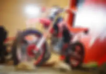 Buruan Bro! Beli Honda CRF150L Sekarang dan Dapatkan  2 Hadiah Keren