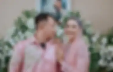 Kalina Ocktaranny Umumkan Batal Menikah dengan Vicky Prasetyo, Netizen Tuding Celine Evangelista Jadi Biang Kerok: Yang Sabar ya Kak