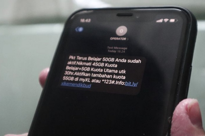 Enak nih kuota internet gratis dari Kemendikbud cair minggu depan, belajar makin lancar.