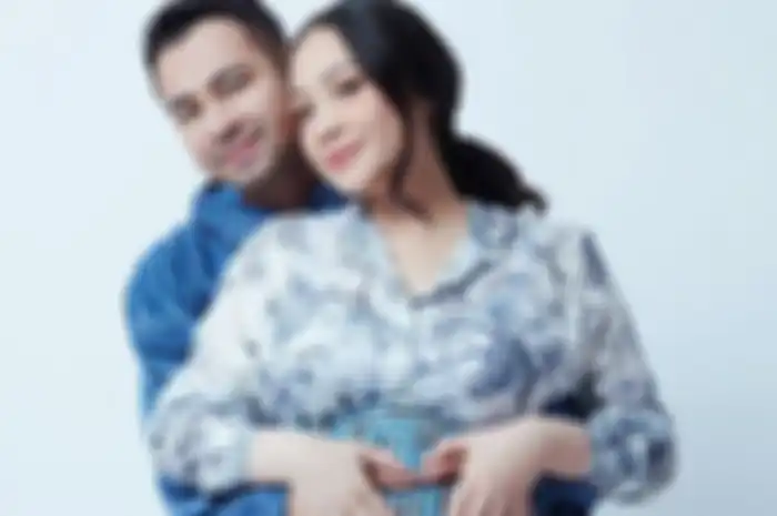 potret romantis Raffi Ahmad dan Nagita Slavina saat maternity shoot