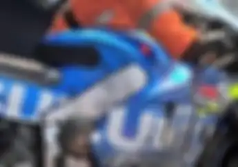 Video Detik-detik Pembalap Tim Suzuki Ecstar Jatuh di Sirkuit Buriram, Thailand