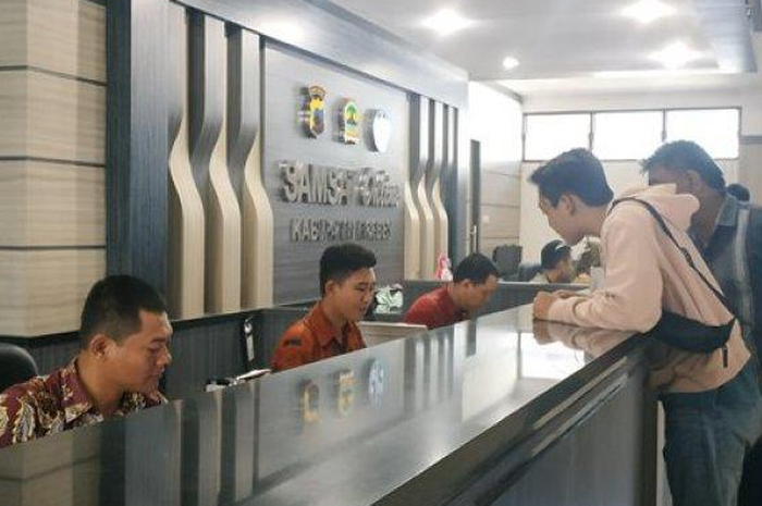 Pemutihan pajak motor 2022 tinggal sebulan lagi, gratis urus salah cetak data di STNK atau BPKB.
