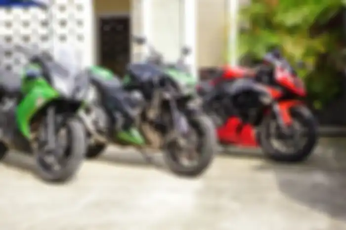 Persyaratan sewa moge di Riple gampang, cuma perlu dua hal ini. Bagaimana kalau moge yang disewa hilang atau jatuh?