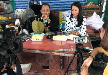 Batal Beri 10 Mobil dan Uang Rp 4,4 Miliar, Juragan Durian yang Buka Sayembara Suami Idaman untuk Putrinya Dituduh Gimmick!