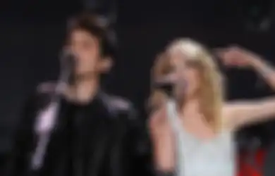 Netizen Buat Meme Kegelisahan John Mayer Jelang Perilisan Album Speak Now Taylor's Version