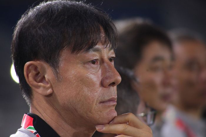 Pelatih Timnas Indonesia, Shin Tae-yong, mengaku menyesal usai timnya dikalahkan Vietnam di ASEAN Cup 2024.
