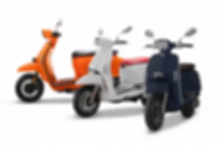 Deretan skuter Lambretta.