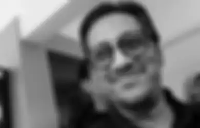 Terlihat Bahagia di Tengah Situasi Darurat Corona, Andre Taulany Mendadak Minta Maaf, Sang Komedian: Kita Bisa Melewati Cobaan Ini