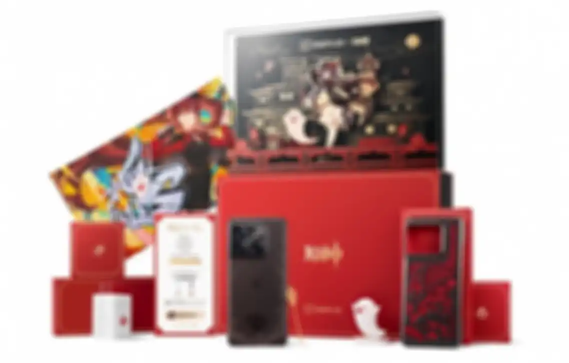 Smartphone dan aksesoris dalam kotak retail OnePlus Ace Pro Genshin Impact Limited Edition