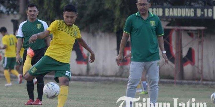 Bersama Persebaya, Aji Santoso Kembali Berupaya Orbit Pemain Muda