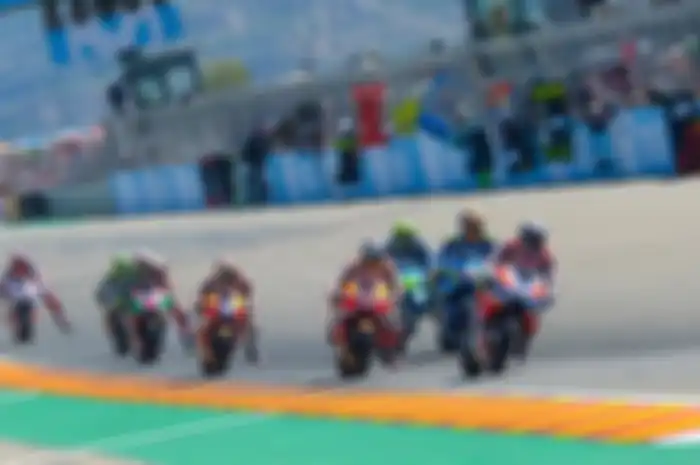 MotoGP Aragon jadwal start kelas MotoGP berubah biasanya start pukul 19:00 WIB maju satu jam menjadi 18:00 WIB