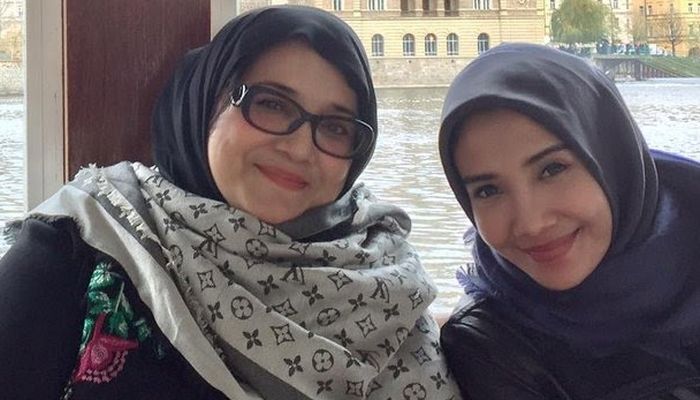 Fanny Bauty dan Zaskia Sungkar