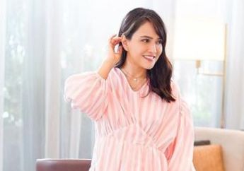 Biduk Rumah Tangganya Dirumorkan Kandas, Shandy Aulia Pamer Penampilan Pakai Poni sampai Banjir Pujian Setinggi Langit dari Netizen, sang Aktris Disebut Mirip Sosok Ini