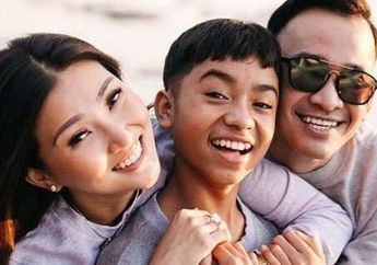 Pangling Lihat Gaya Terbaru Anak Ruben Onsu, Disebut Mirip Bruno Mars Saking Ganteng Kebangetan, Foto ini Jadi Bukti