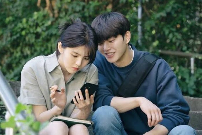 Sinopsis drakor Nevertheless yang dibintangi Song Kang dan Han Soo Hee.