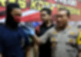 Brutal, Rampas Motor Sambil Mencekik Leher Korban, Debt Collector Diringkus Polreta Tangerang