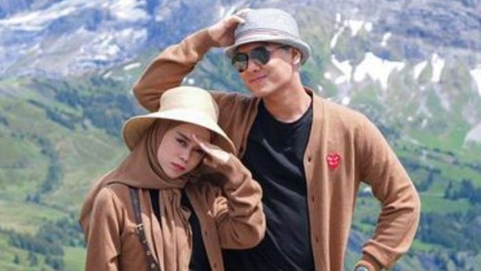 Lesti Kejora dan Rizky Billar