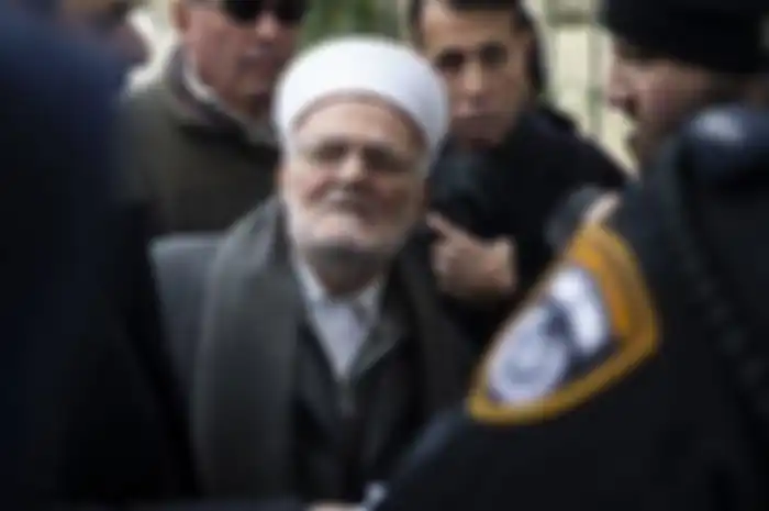 Imam Besar Masjid Al-Aqsa, Syekh Ekrima Sa'id Sabri Ditangkap Oleh Pihak Keamanan Israel 