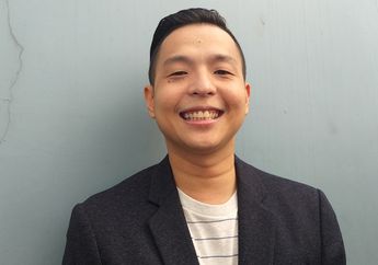 Sederet Publik Figur Ramai Unggah Foto Wisuda Demi Hibur Mahasiswa yang Tak Bisa Rayakan Kelulusan Gegara Pandemi, Ernest Prakasa Malah Beri Sindiran: Gue Gak Paham Konsepnya..