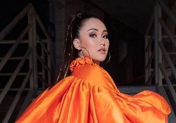 Dulu Honornya Hanya Rp 250 Ribu Sekali Tampil, Kehidupan Ayu Ting Ting Kini Berubah 180 Derajat dengan Miliki Harta Kekayaan Menggunung, Sifat Asli Sang Biduan Dibongkar Tetangga Dekatnya Saat Acara Makan Bersama! 