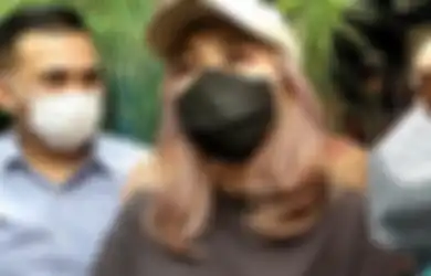 Ayah Rozak Dulu Nekat Satroni Rumah Kartika Damayanti, Ayu Ting Ting Kini Pilih Jalur Damai, Kuasa Hukum KD: Kami Akan Lakukan Pertemuan Bersama