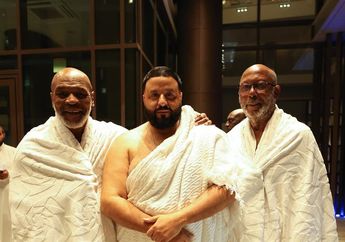 Tangis Haru DJ Khaled Saat Lihat Ka'bah, Sang Artis Bagikan Air Mata Kebahagiaan di Samping Mike Tyson yang Umrah Bersamanya