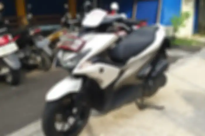Motor Yamaha Aerox bekas dijual murah di Facebook, bikers harus hati-hati jangan asal transfer uang (Foto Ilustrasi).