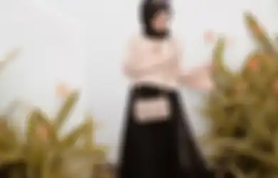 Rekomendasi 5 Gaya OOTD Hijab Dengan Model Rok Kekinian, Simak