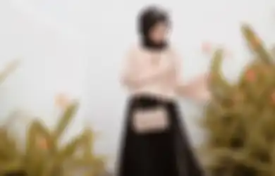 Rekomendasi 5 Gaya OOTD Hijab Dengan Model Rok Kekinian, Simak