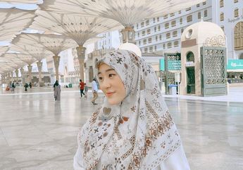 Punya Harta Melimpah, Mantan Menantu Ustaz Kondang ini Kepergok Bawa Anak Makan di Warung Pinggir Jalan 