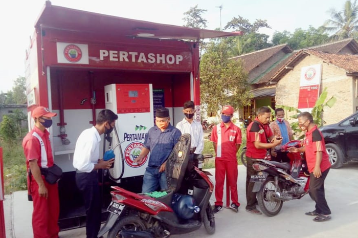 Punya banyak uang jangan dulu beli mobil atau motor mewah tapi bisa jadi modal buka usaha.